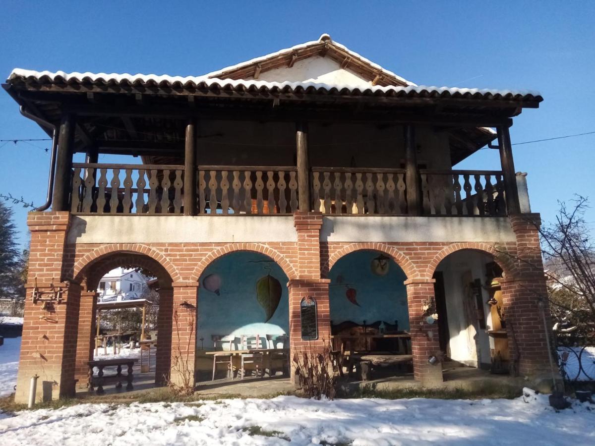 Casa Delle Foglie Sussurranti Villa อัสตี ภายนอก รูปภาพ
