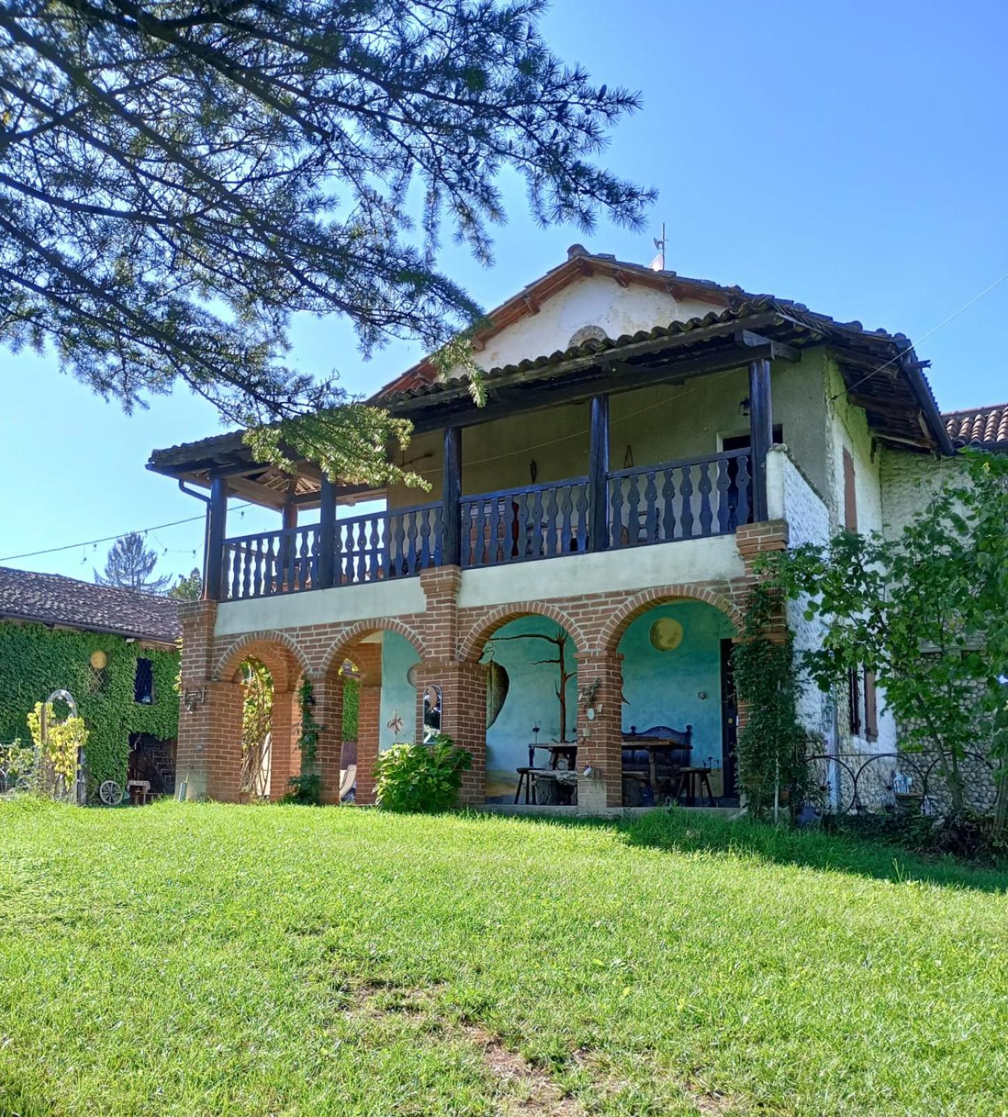Casa Delle Foglie Sussurranti Villa อัสตี ภายนอก รูปภาพ